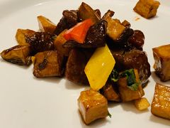 黑蒜浇汁牛肋肉-Yan Ting 宴庭中餐厅(上海静安瑞吉酒店)