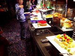 iphone_upload_pic-广州花园酒店-凌璇阁360度高空海鲜自助餐CAROUSEL