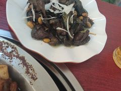 -聚首堂·特色小吃·肘子(什刹海德胜门店)