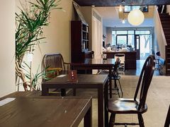 -HOLIDAY休日(后田垟巷店)
