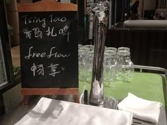 -广州万富希尔顿酒店·感趣自助餐厅·金秋蟹宴生蚝海鲜刺身