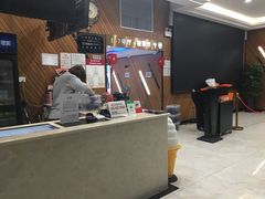 -大光明丽星VIP影城(昌里路杜比全景声店)