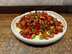 -犇逸·乐山跷脚牛肉·四川现炒(览海店)
