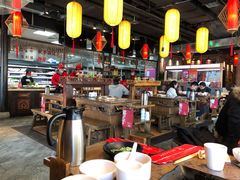 大堂-小龙坎老火锅(北京三里屯店)