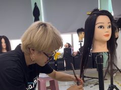 -首脑美容美发化妆美甲培训学校(长沙校区)