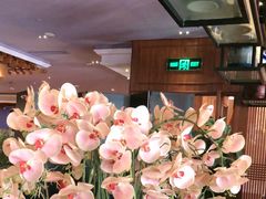 -八府香鸭·啫啫煲(华山路店)