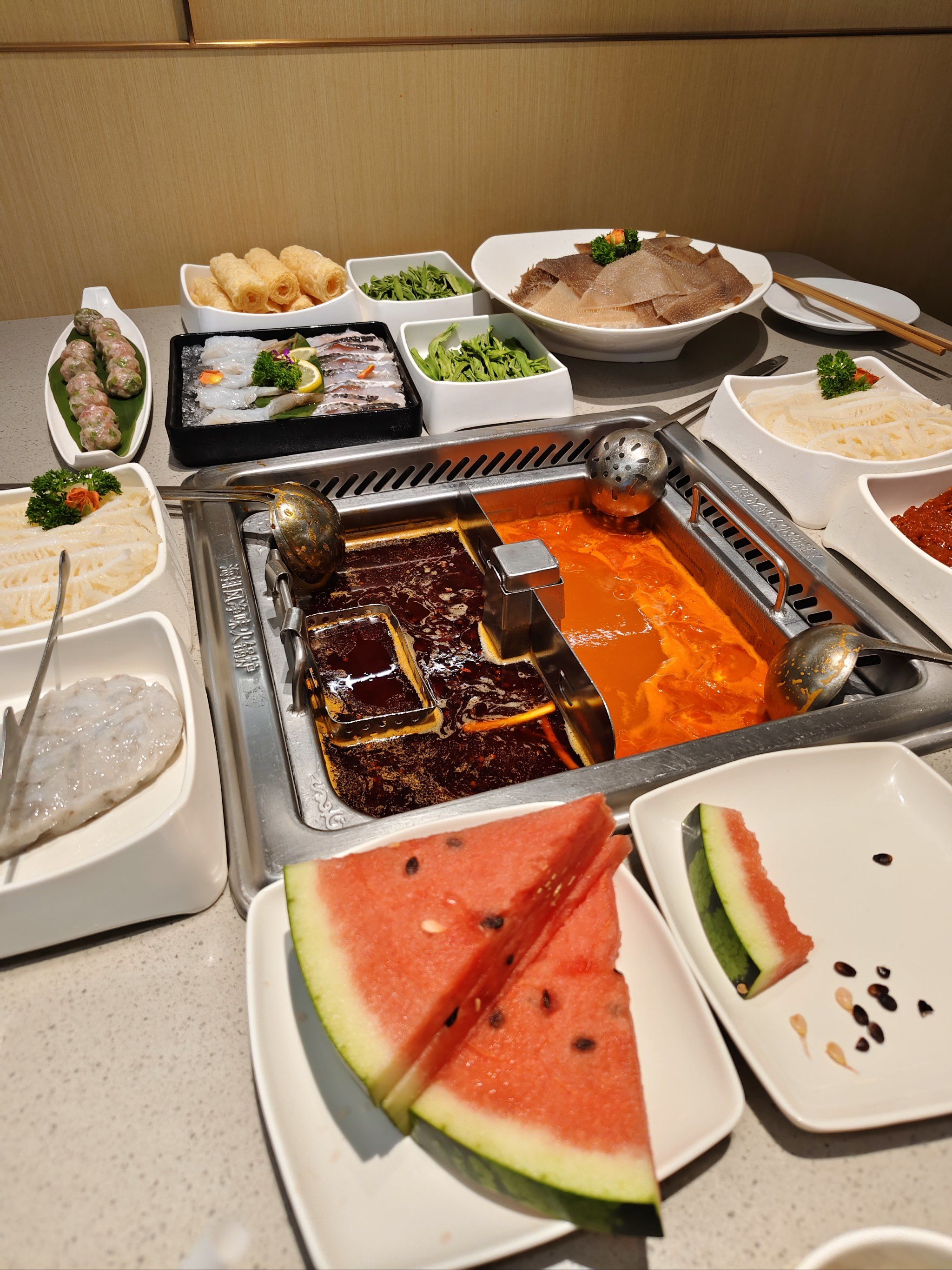 0元玩转这座城#番茄锅底#一吃海底捞马上没有烦恼#人类无法阻止