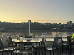 -老鼓楼麻辣烫夹馍