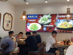-聚鑫朋酸菜肥肠(九龙仓店)