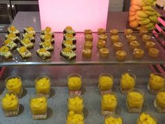 -海口绿发希尔顿酒店-田园汇自助餐·三文鱼·海鲜