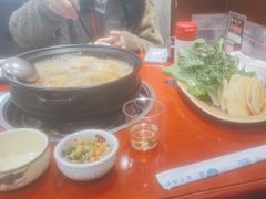 -菌之家·专业纯野生菌火锅·特色炒菌