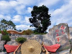 -三亚红色娘子军演艺公园景区