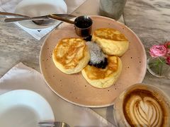 黑糖珍珠奶油热香饼-The Rug Cafe(王府中环店)