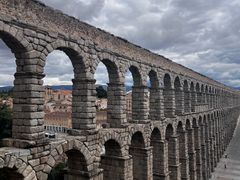 -塞哥维亚输水道