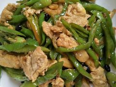 -洞庭土菜小炒馆(易发广场店)