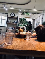 -梳蕾娜 HAIR SALON