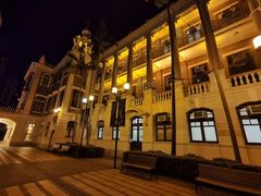 -香港大学