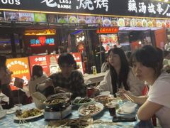 -老街烧烤大排档·地道湖北菜·龙虾馆(汉口火车站店)