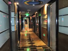 -好乐迪(张扬路八佰伴店)