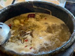 -鲁朗纳麦石锅鸡庄园