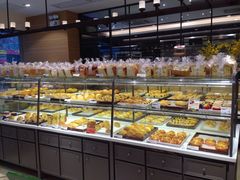 面包甜点陈列柜-BreadTalk面包新语·烘焙蛋糕(东方雅苑店)