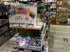 -雨丝书店(综合商业楼店)