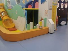 -极橙儿童齿科矫正中心(奥城店)