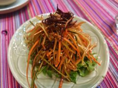 -香巴拉云南餐厅(华莱坞店)