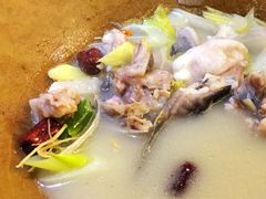 -滇香肴·云南菜蒸汽石锅鱼(云南北路店)