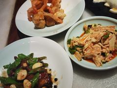 梨球果仁虾-小吊梨汤·北京菜·烤鸭(鸟巢店)