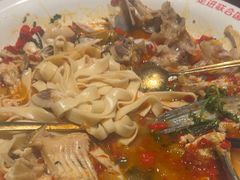 -坛宗剁椒鱼头(河西王府井店)