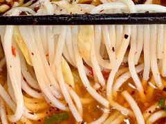 -小倪羊肉米线馆