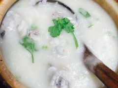 -云晓光头烧烤吧(新大陆广场店)