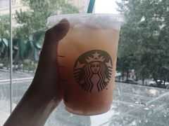 -星巴克(西安曲江银泰店)