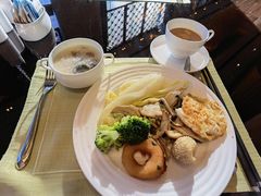 -万达瑞华酒店美食汇自助餐厅(楚河汉街店)