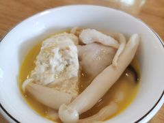 -兔行天下-鸿鹤鲜锅兔(中海国际店)