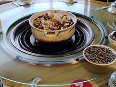 -山人野生菌餐厅