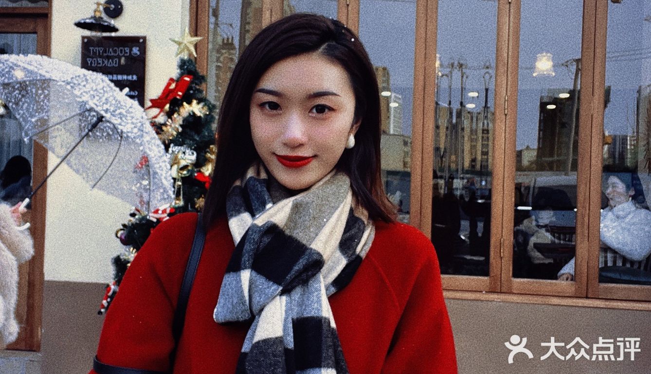 氛围感美女拍照必去！还有人不知道这家能下雪的店？❄️