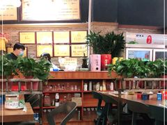 大堂-王婆婆老妈蹄花川菜馆·非物质文化遗产(太古里一店)