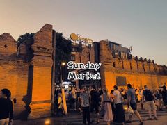 -周日夜市