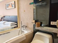 -汕头金海湾大酒店(万象城店)