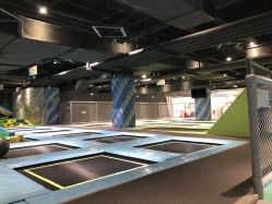 -反弹蹦床公园·亲子乐园·团建·派对(青岛融创茂店)