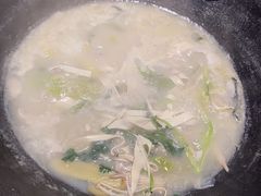 -陈大锅·岳阳鱼馆·地道岳阳菜(美食街店)