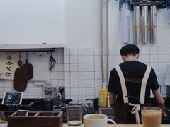 -无牌咖啡&酒馆
