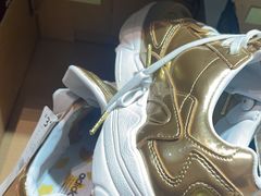 -BIGOFFS 超级折扣(仁恒伊势丹店)