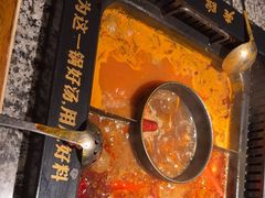 -老牌坊云南鱼豆花火锅(哈西万达店)
