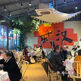 来看看吉庆街的大排档