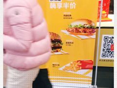 -麦当劳(卫星广场店)