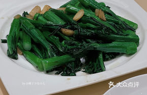 Guangdong-style Stir-fried Bok Choy