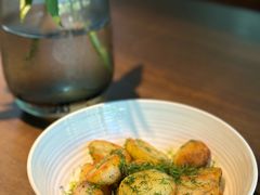 -九月里.自由花园餐厅